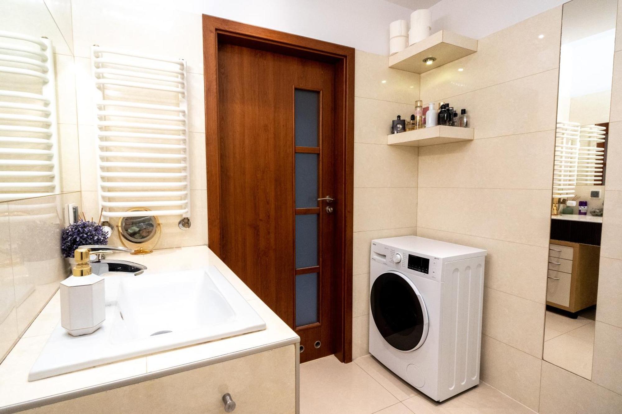 Verona Apartament 115, 69M2, Terrace, Garage คราคูฟ ภายนอก รูปภาพ